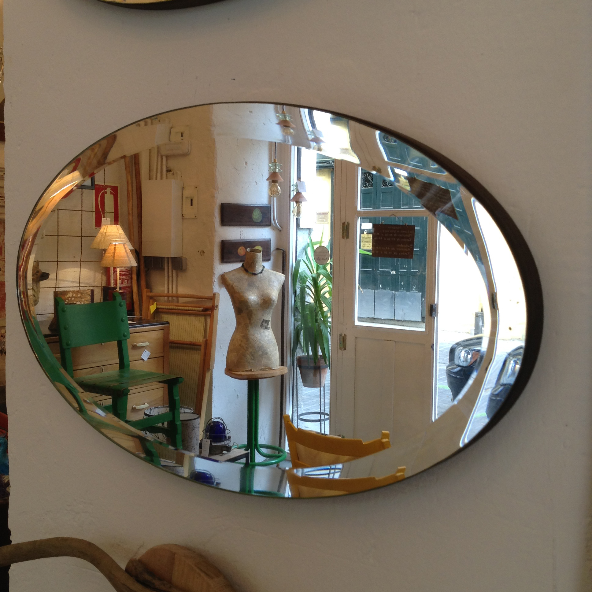 Espejo ovalado biselado decoracion diseño elegante a medida apaisado por encargo Madrid Toledo Interiorismo